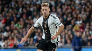 Joshua Kimmich: Cầu thủ toàn năng toàn diện của Bayern